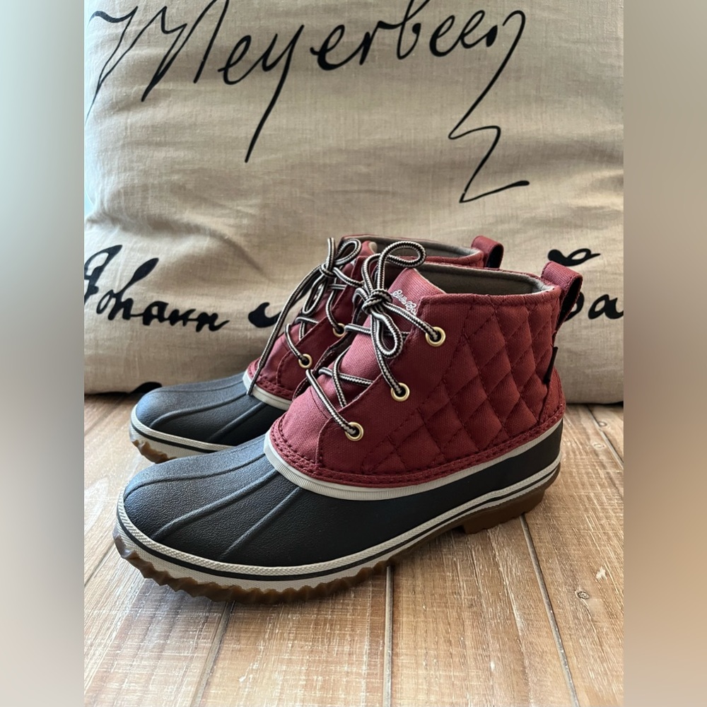 Brand new- Eddie Bauer Mid Boot.